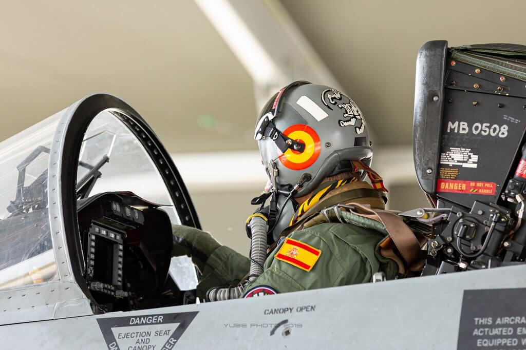 ¿Cómo ser piloto de F-18?